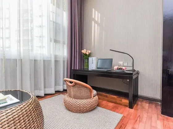 Deluxe Tek Büyük Yataklı Oda
