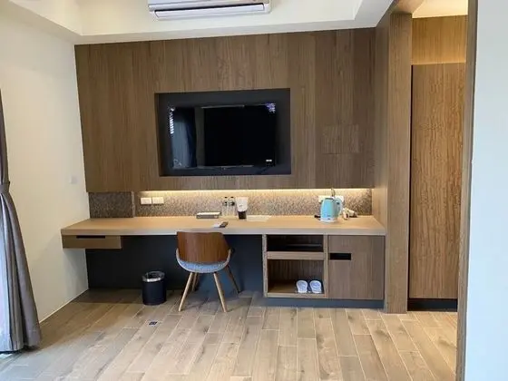 Business Tek Büyük Yataklı Oda
