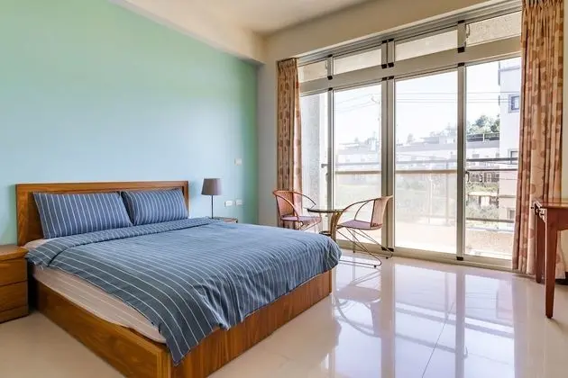 Tek Büyük Yataklı Oda, Balkon