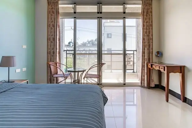 Tek Büyük Yataklı Oda, Balkon