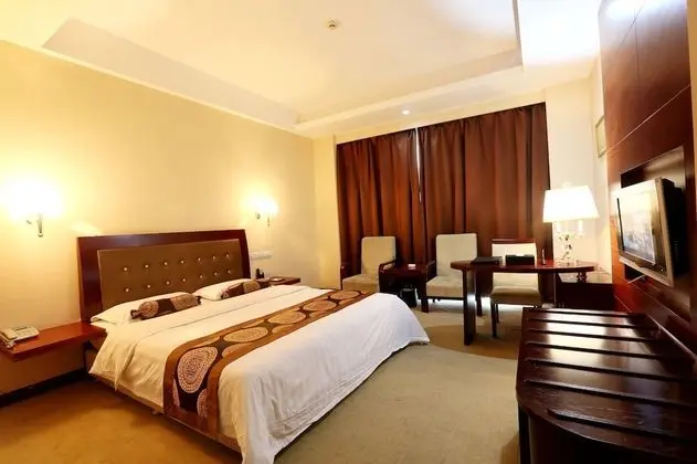 Deluxe Tek Büyük Yataklı Oda
