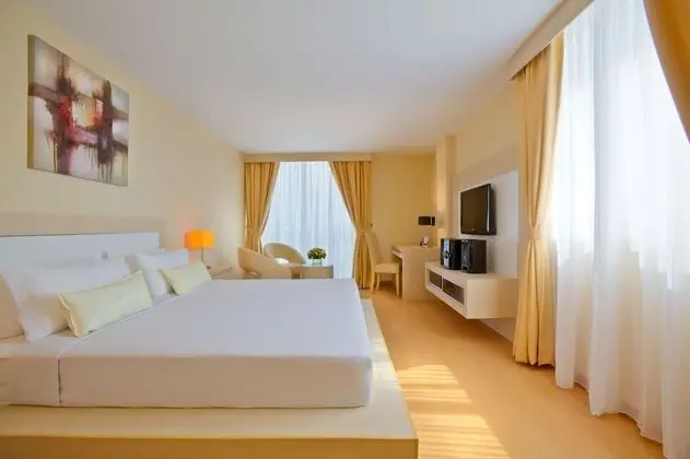 Deluxe Tek Büyük Yataklı Oda, 1 En Büyük (King) Boy Yatak, Balkon