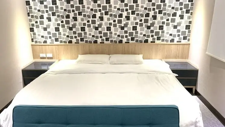 Deluxe Tek Büyük Yataklı Oda