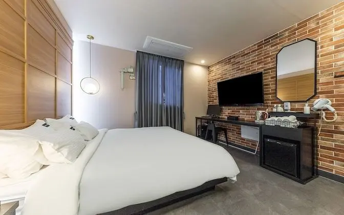 Oda (Standard Double (8 pyeong double room)