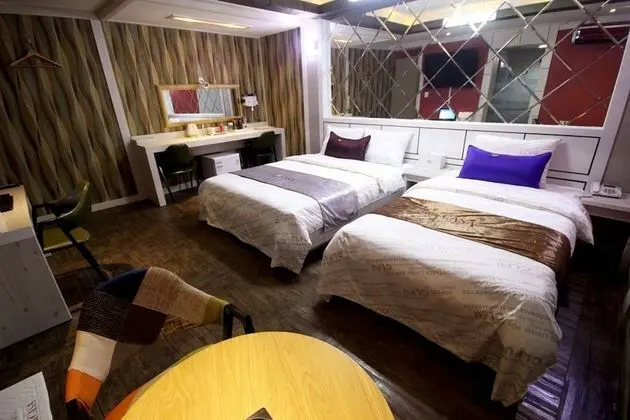 Oda (VIP (Can watch Netflix/Double+Single))