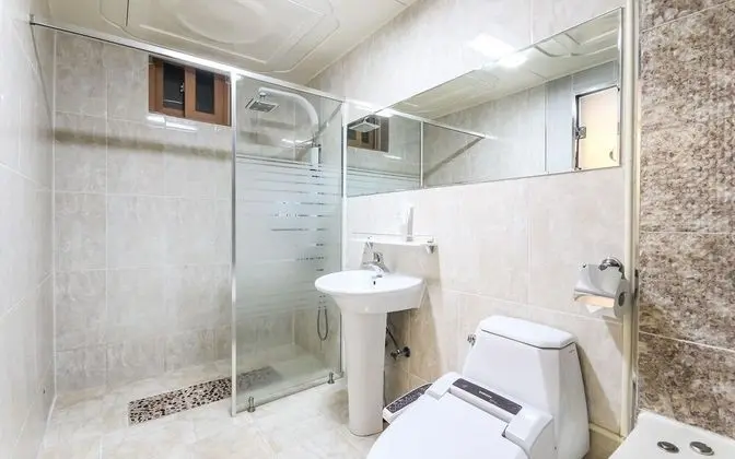 Oda (VIP (Can watch Netflix/Double+Single))