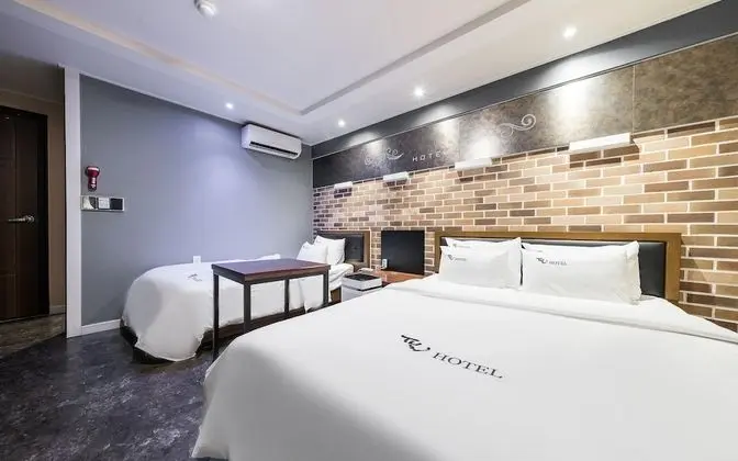 Oda (Gaming PC2Twin(Double+Single Netflix))