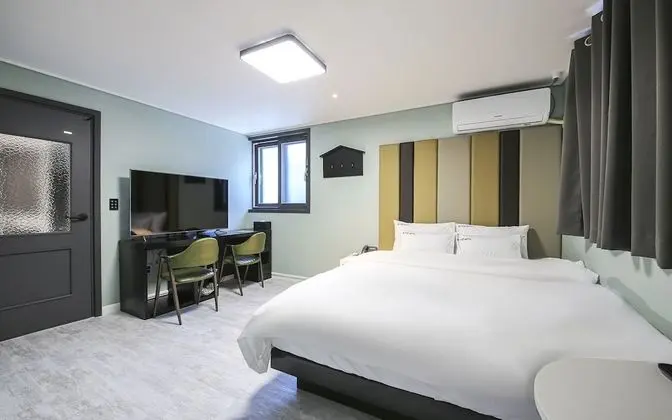 Oda (Suite Family Room (Netflix/Dlive Avai)