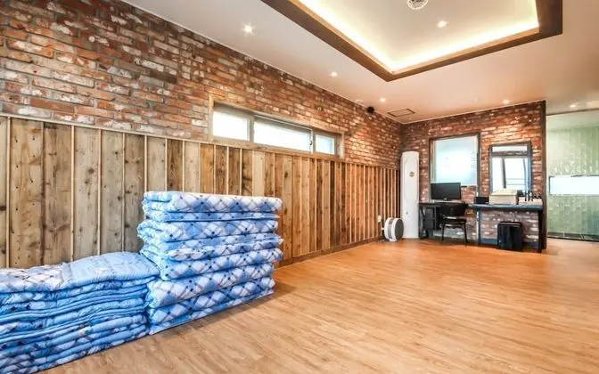 Oda (Unused 2024- event room)