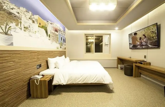 Tek Büyük Yataklı Oda, 1 Çift Kişilik Yatak