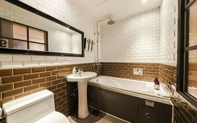 Oda (Standard Twin (Netflix available Whir)