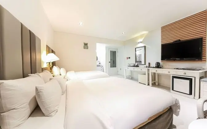 Oda (Deluxe (Double + Single))