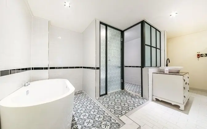 Oda (Deluxe Room (Double + Single/Styler))