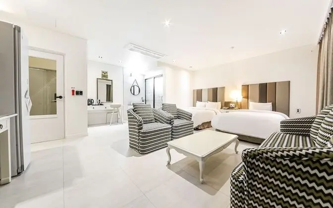 Oda (Deluxe Room (Double + Single/Styler))