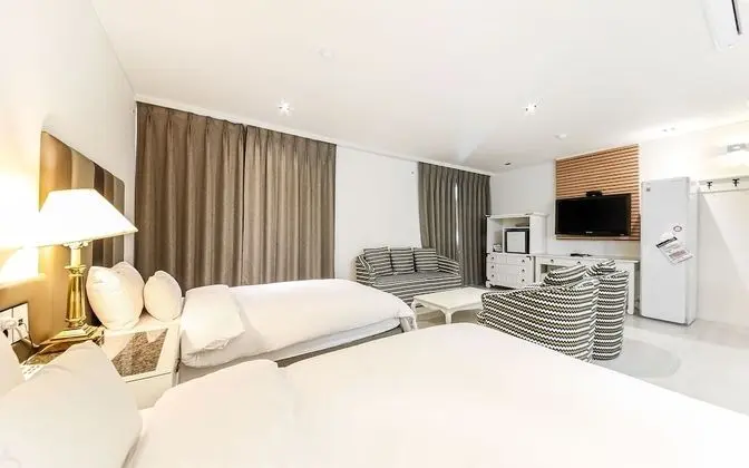 Oda (Deluxe Room (Double + Single/Styler))