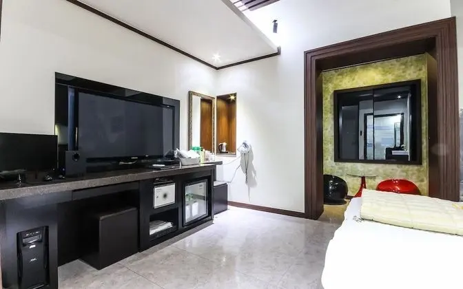 Oda (Standard (Netflix))