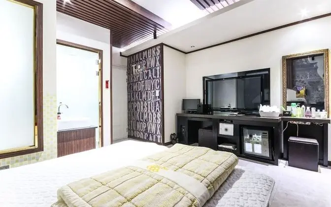 Oda (Standard (Netflix))