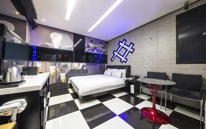 Oda (Special Room (Netflix))