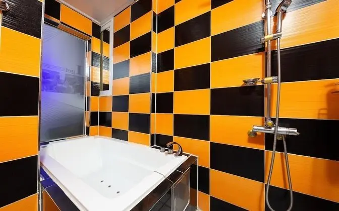 Oda (Special Room (Netflix))