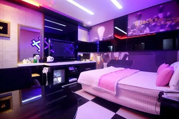 Oda (Special Room (Netflix))