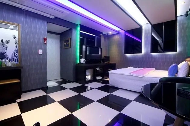 Oda (Special Room (Netflix))