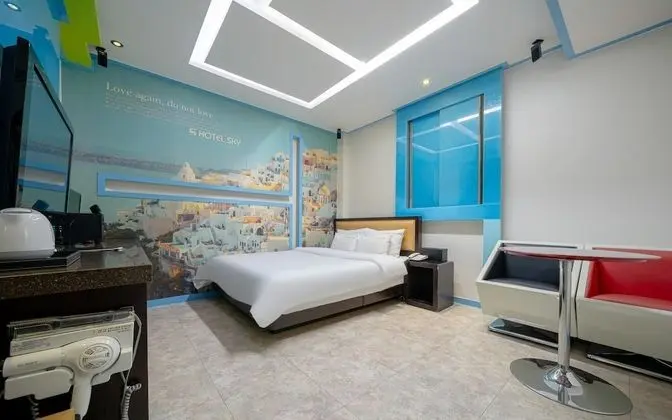 Oda (Standard room (Netflix available))