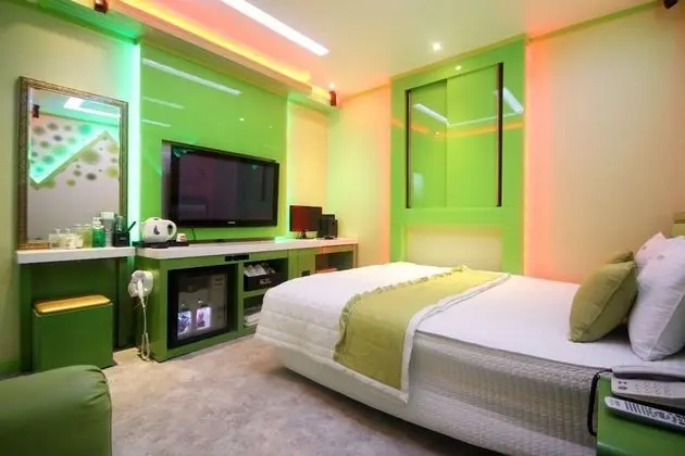 Oda (Standard room (Netflix available))