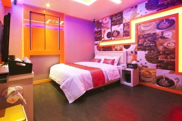 Oda (Standard room (Netflix available))