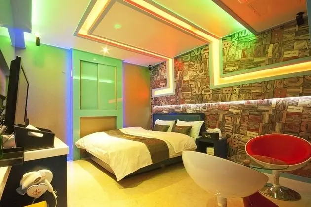 Oda (Standard room (Netflix available))