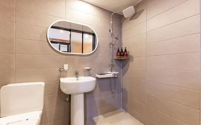 Oda (VIP (Netflix viewing available))