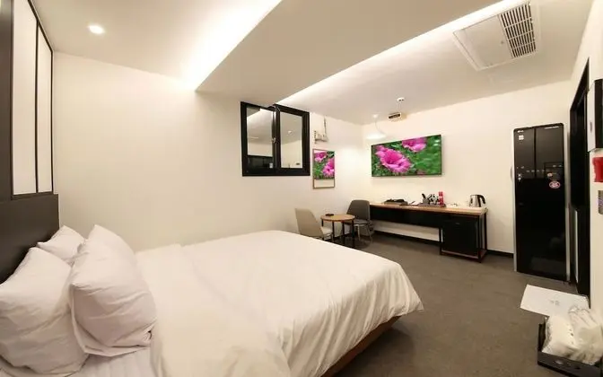 Oda (VIP (Netflix viewing available))