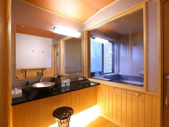 Standard Süit, Sigara İçilmez, Özel Banyo