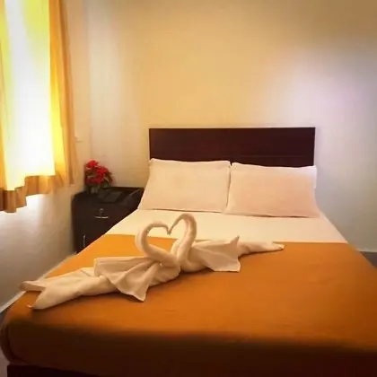 Deluxe Tek Büyük Yataklı Oda, 1 Çift Kişilik Yatak, Bahçe Manzaralı