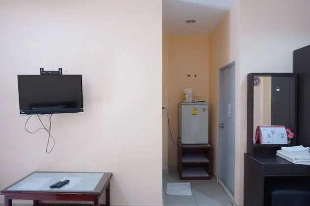 Üç Kişilik Oda