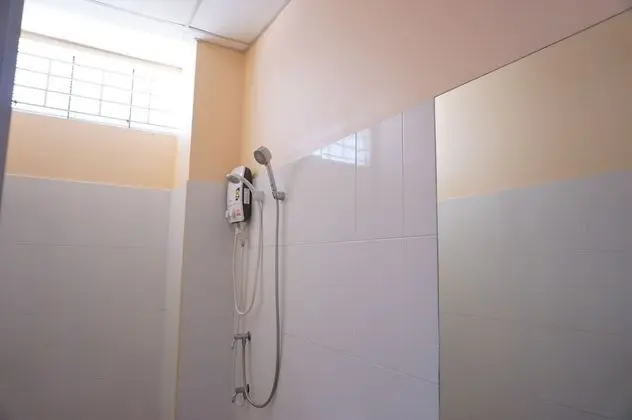Üç Kişilik Oda
