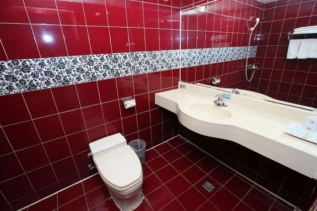 Üç Kişilik Oda