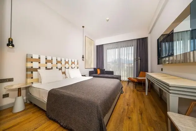 https://images.etstur.com/files/images/hotelImages/TR/51237/l/Jiva-Beach-Resort-Oda-388151.jpg