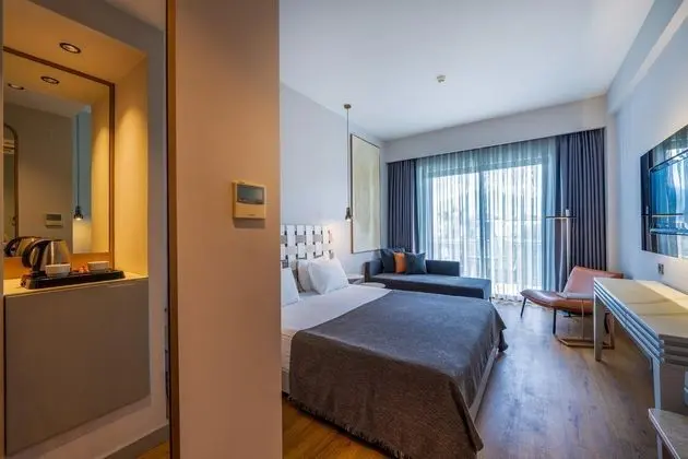 https://images.etstur.com/files/images/hotelImages/TR/51237/l/Jiva-Beach-Resort-Oda-388154.jpg