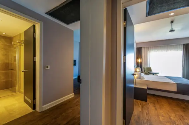 https://images.odamax.com/img/1024x768/odamax/image/upload/Jiva_Beach_Resort_Hotel_202601221547436_Family_Room6.png