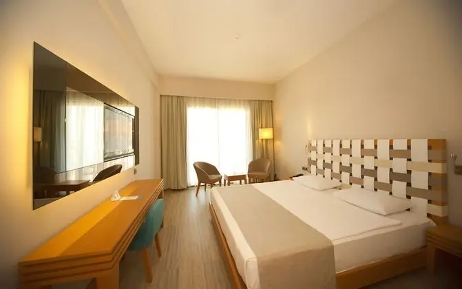 Standard Oda (Land View)