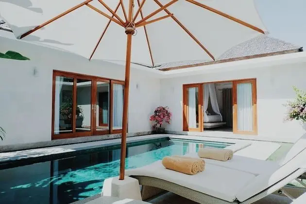 Luxury Kulübe, 2 Yatak Odası, Engellilere Uygun, Havuz Manzaralı
