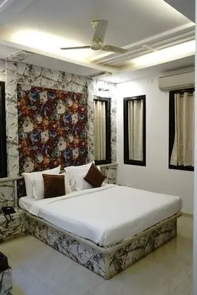 FAMILY SUITE ROOM