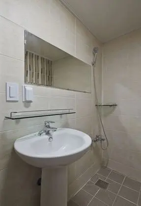 Day and Double Room (203)