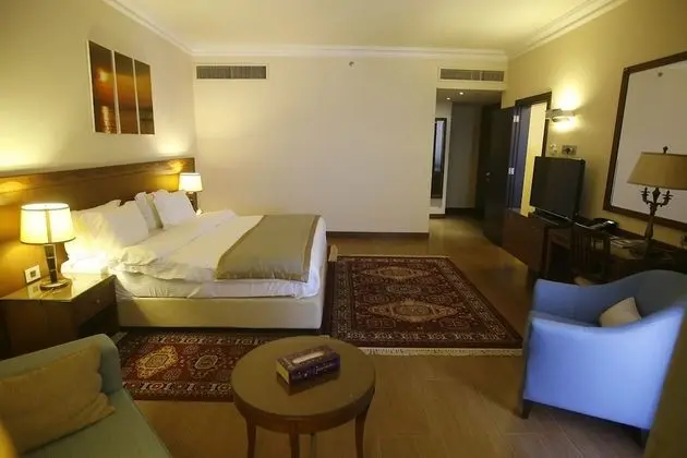 Deluxe Tek Büyük veya İki Ayrı Yataklı Oda, Deniz Manzaralı