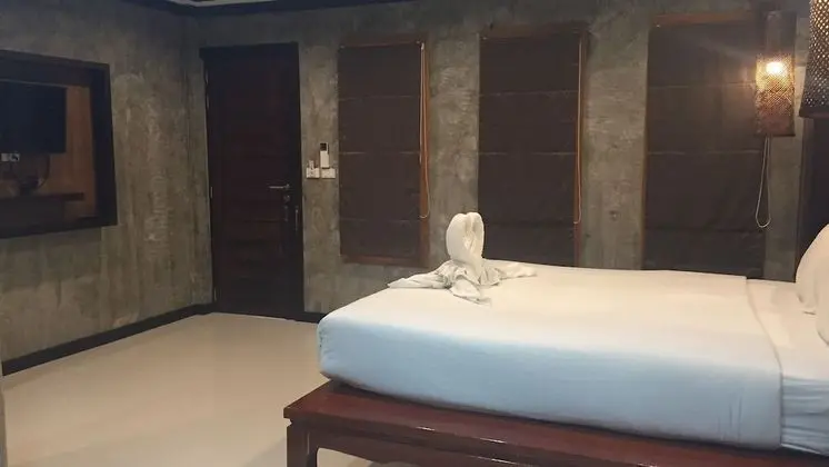 Deluxe Bungalow
