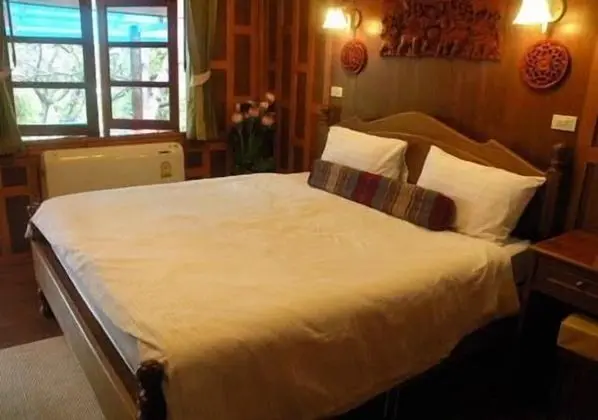 Deluxe Bungalow