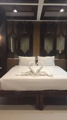 Deluxe Bungalow