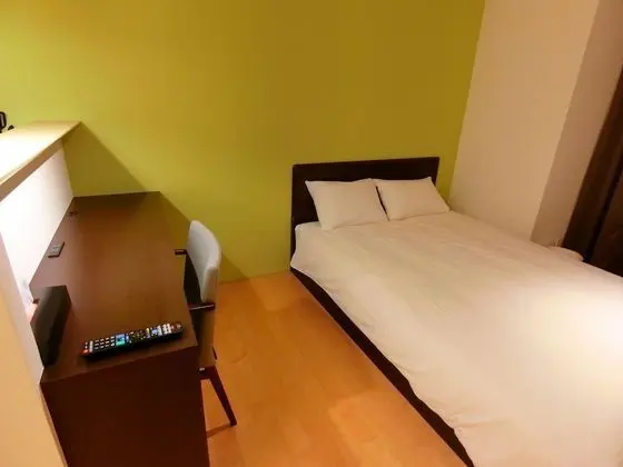 Tek Büyük Yataklı Oda, Sigara İçilmez