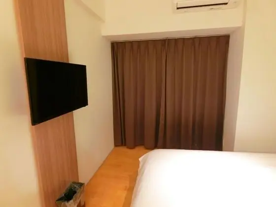 Tek Büyük Yataklı Oda, Sigara İçilmez