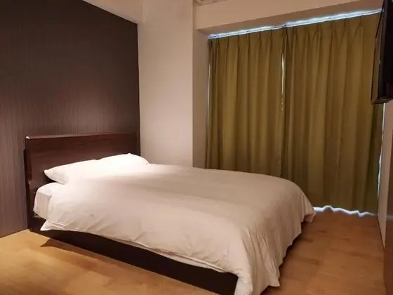 Tek Büyük Yataklı Oda, Sigara İçilmez